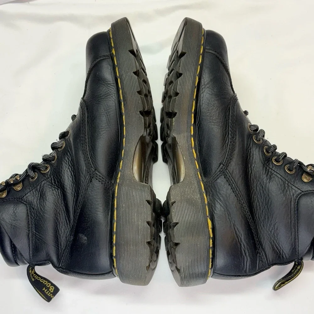 Dr. Martens excellent preowned
